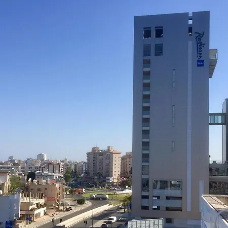 Appartamento Seafront Apart. Larnaca